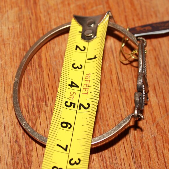 Niquea.D Initial Metal Bracelet - Picture 5 of 5